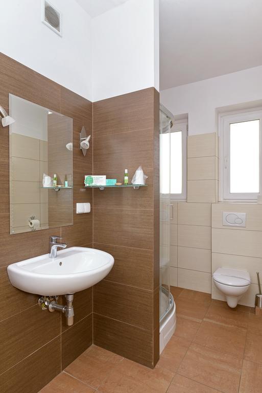 Apartamenty Zielony 6 Przy Mtp Poznan Bagian luar foto
