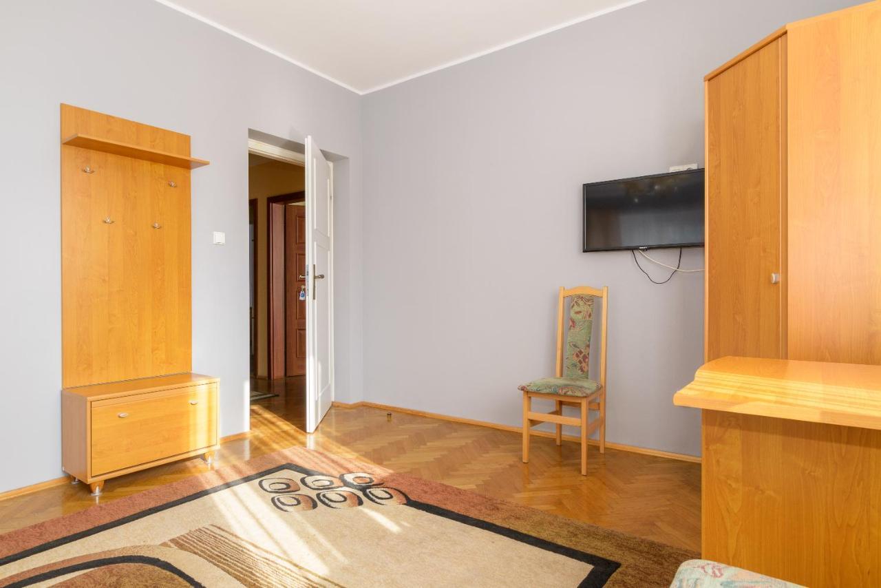Apartamenty Zielony 6 Przy Mtp Poznan Bagian luar foto