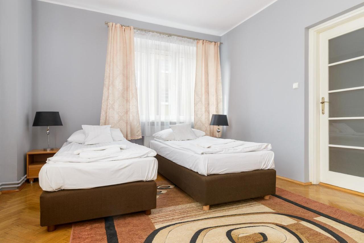 Apartamenty Zielony 6 Przy Mtp Poznan Bagian luar foto